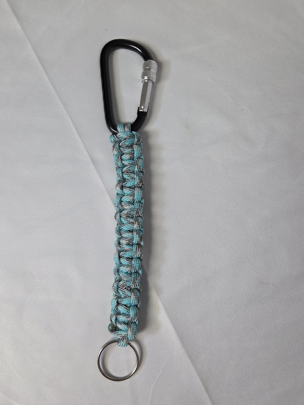 Atwood 550 Paracord Keychain With Carabiner